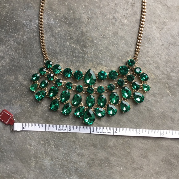 Green Gem Necklace - Picture 4 of 4